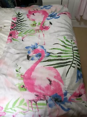 £2 • Buy Large Scarf Or Sarong  With FLAMINGOES