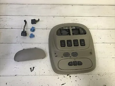  2004-2005 GMC ENVOY XUV Power Midgate Roof Switch Overhead Console OEM • $300