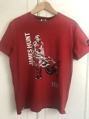 Hunziker Official James Hunt 1976 World Champion Red T-Shirt Size Medium PtoP20  • $18.48