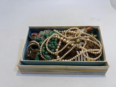 £16 • Buy Joblot Vintage Jewellery And Brooches  002