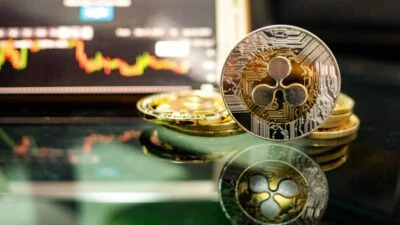 $8.99 • Buy Golden Silver Ripple XRP Cryptocurrency Physical Collectible Art Plastic Case