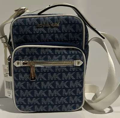 🐼🐼 Michael Kors 🐼🐼 Signature Bedford Zip Denim Flight Crossbody Bag 🐼 BB47 • $198