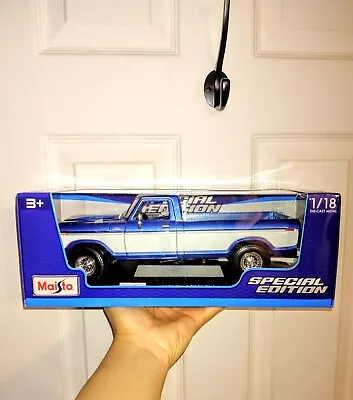 Maisto Special Edition 1:18 Scale 1979 Ford F-150 Pickup Model Blue Diecast • $75