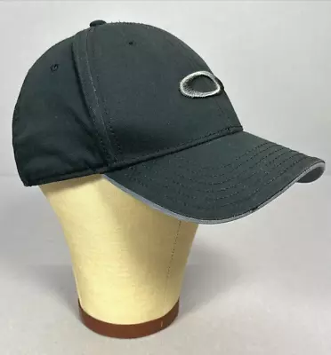Oakley Adjustable Black Hat Cap Snapback Medium Adult Size Baseball Hat • $10.88
