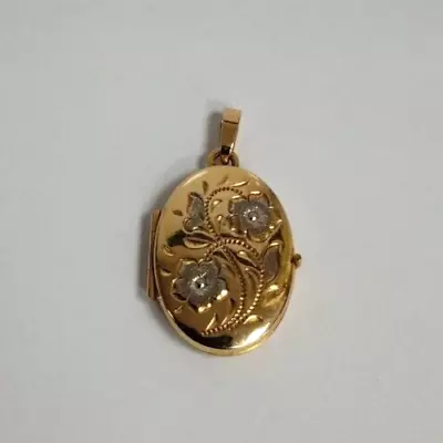 9ct 375 Yellow Gold Vintage Oval Locket. Hallmarked. 2.2 Grams. Flowers.   -B52 • £70