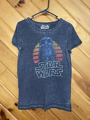 $4.70 • Buy Star Wars Darth Vader Mens M Graphic Dark Gray Short Sleeved Tee Shirt.