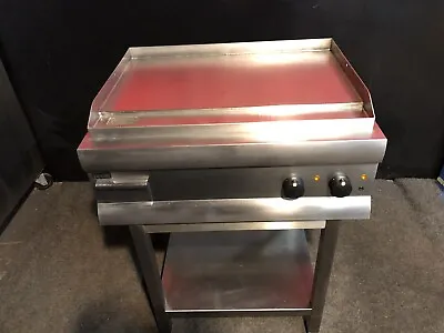 £895 • Buy Lincat Silverlink 600 Machined Steel Dual Zone Electric Griddle / Commercial/