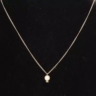 **NOS Vintage Dainty Gold Pearl With Inset Rhinestone Pendant Necklace** • $7.99