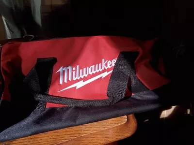 New Large Milwaukee  16  X 10  X 11  Heavy Duty Tool Bag With 6  Inside Pockets • $10