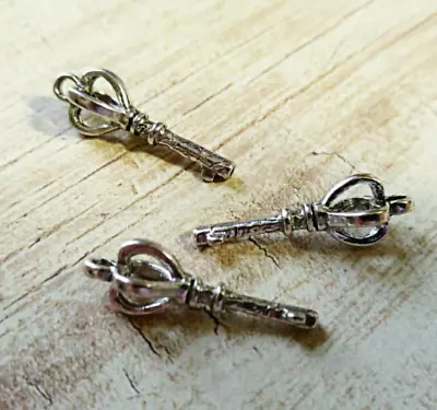 10 Crown Key Charms Antiqued Silver Sceptor Pendants Steampunk Jewelry Supplies • $3.85