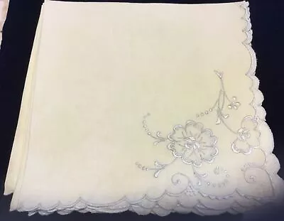 8 Vintage Buttery Yellow Embroidered Linen Luncheon Napkins • $25