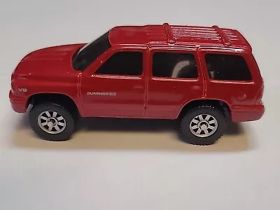 Maisto 1/64 1st Gen 1997-2002 Dodge Durango SLT Red 4x4 SUV • $15
