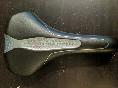 $19.99 • Buy Giant Connect Liv Upright Bicycle Seat Bike Saddle- Black