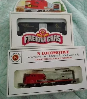 Bachmann N Scale Locomotive 61550 F9 Diesel Santa Fe Lighted + Freight Car NIB • $35