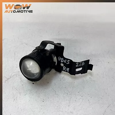 97-04 Chevrolet Corvette C5 Front Right Side Fog Light Lamp W/ Bracket Oem • $46.99