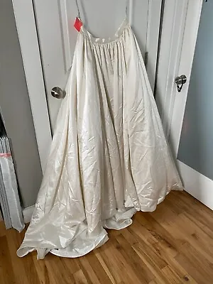 Maggie Sottero Wedding Overskirt Size 12 • $65