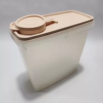 Vintage Tupperware #469 Cereal Keeper Container With #470/471 Beige Lid • $6.99