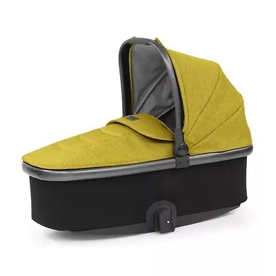 Oyster 3 Carrycot - Mustard  PACKAGING BOX DAMAGED (SALE) • £62.17