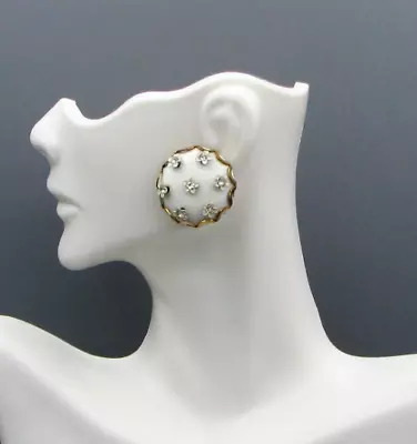 Vintage Round White Enamel Flower Earrings #6330 Gift Box Free Shippings • $20.95