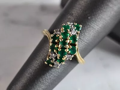 Womens Vintage Estate 14K Gold Diamond & Emerald Cluster Ring 4.1g E7454 • $500