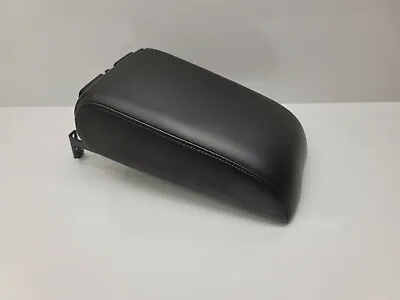 07 08 09 Infiniti G35 G37 Sedan Front Arm Rest Armrest Center Console Lid Used • $99