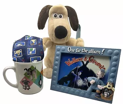 Wallace And Gromit Bundle Plush With Tag M &S Tie Mug And Picture Frame • £17.50