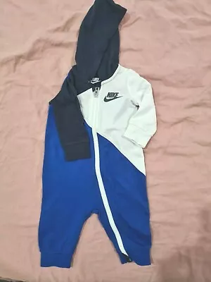 Nike Bilbi Marquise Baby Suits Size 0000-000 X3 Suits Combined • $25