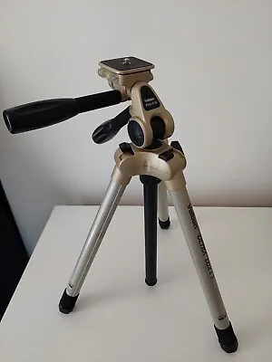 Velbon Ultra LUXi F Travel Tripod  • £29