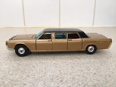 £7.50 • Buy Corgi 262 Lincoln Continental, Good Condition, With Battery Carrier.
