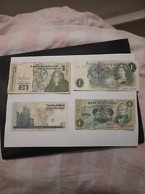 Various 1 Pound Notes • £9