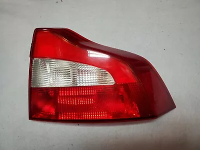 2007 - 2013 Volvo S80 Passengers Right Tail Light Lamp Housing (OEM)  • $79.99