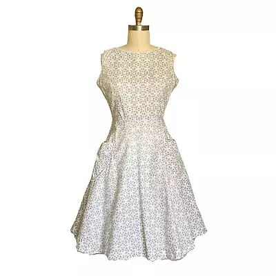 Vintage 1950s Light Gray Print Day Dress | 1950s Vintage White Print Dress • $144