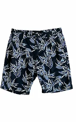 30 Men's H & M Navy Hawaiian Flat Front Shorts • $19.55