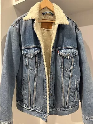 Levi's Premium Vintage Fit Sherpa Trucker Jacket; Men's Medium; FREE SHIPPING • $50