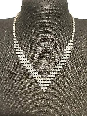 Avon Silver Tone Statement V Shaped Necklace Diamante Rhinestones Xmas Party  • £4.99