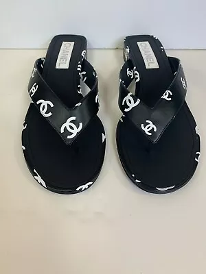 Chanel 22S G38978 Black&White CC Logo Flip Flops Sandal 37.5 EUR Size • £1130.42