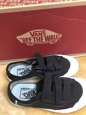 Vans Off The Wall Shoes Kids Boys Or Girls? ￼ Aust 5 EC • $15