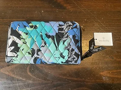 Vera Bradley Camofloral Accordian Wallet - MSRP $168.00 - New With Tag! • $19.95