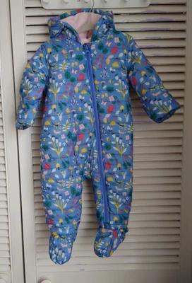 £3.50 • Buy M&S Girl 9-12 Mnths Snowsuit Pramsuit All In One Puffer Fleece Lined Zipped 