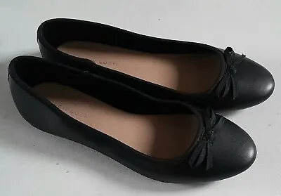 Womens New Look Black Faux Leather Ballerina Flat Shoes. Size Uk 7 • £9.49