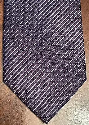 Van Heusen Purple 100% Microfiber Men’s Neck Tie Made In China • $15