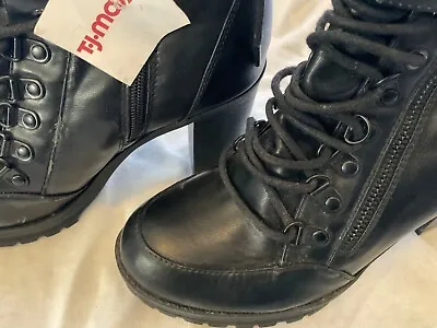 G By Guess Womens Black Faux Leather Granted Combat Lace Up Boots Shoes - Size 8 • $16.99