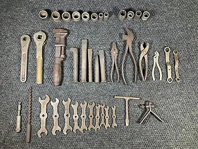 ☆ Vintage - 40 Pc Set Of Wrenches / Sockets / Ratchets / Chisels / TOOLS ☆1552 • $25.91