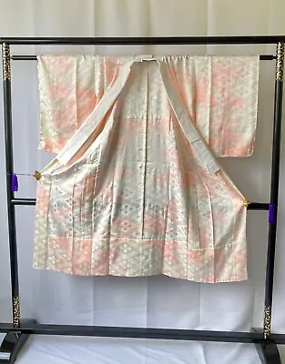 Vintage Japanese Juban Kimono - Women's NagaJuban Kimono Robe • $38