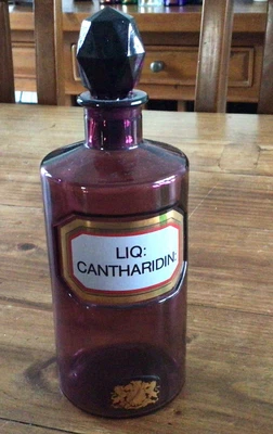 £40 • Buy Vintage Apothercary Chemist Amethyst Glass  Bottle LIQ CANTHARIDIN Royal Society