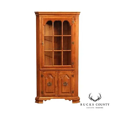 Temple Stuart Chippendale Style Maple Corner Cabinet • $895