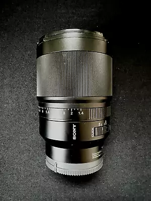 Sony SEL 35mm F/1.4 ZA FE Lens • $170.50