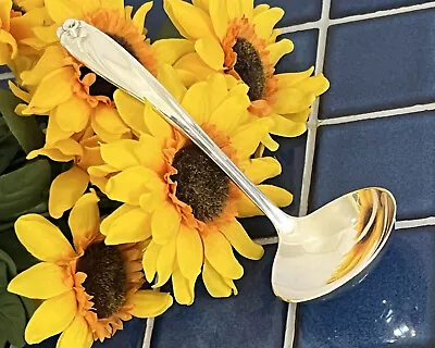 International Silverplate 1847 Rogers Bros DAFFODIL Gravy Ladle 1950 • $25.95