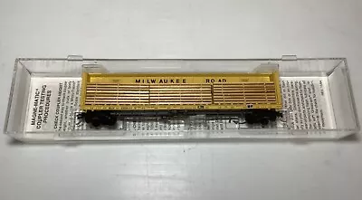 Micro-Trains 53050 Milwaukee Road 60' 8  Thrall Centerbeam Flat Car MILW 63056 N • $39.50