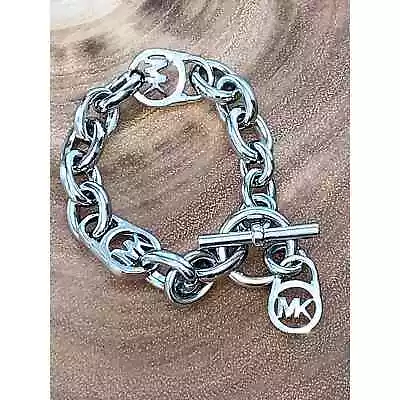 Michael Kors Silver Oval Link Heritage Fulton Padlock Charm Bracelet EUC  • $65